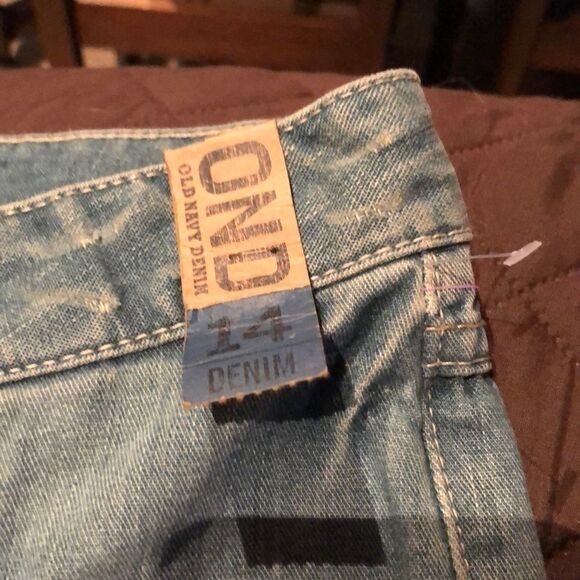 BRAND New Old Navy Girls Size 14 Capris Denim Jean - Picture 2 of 7